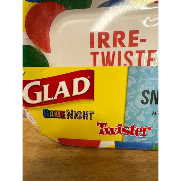 Glad Game Night Twister Snack Trays Lot of four 10 trays each - Picture 6 of 7